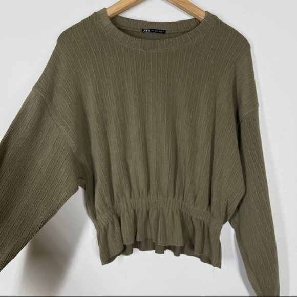 Zara Peplum Hem Ribbed Sweater in Olive Green Size Medium - Picture 4 of 8